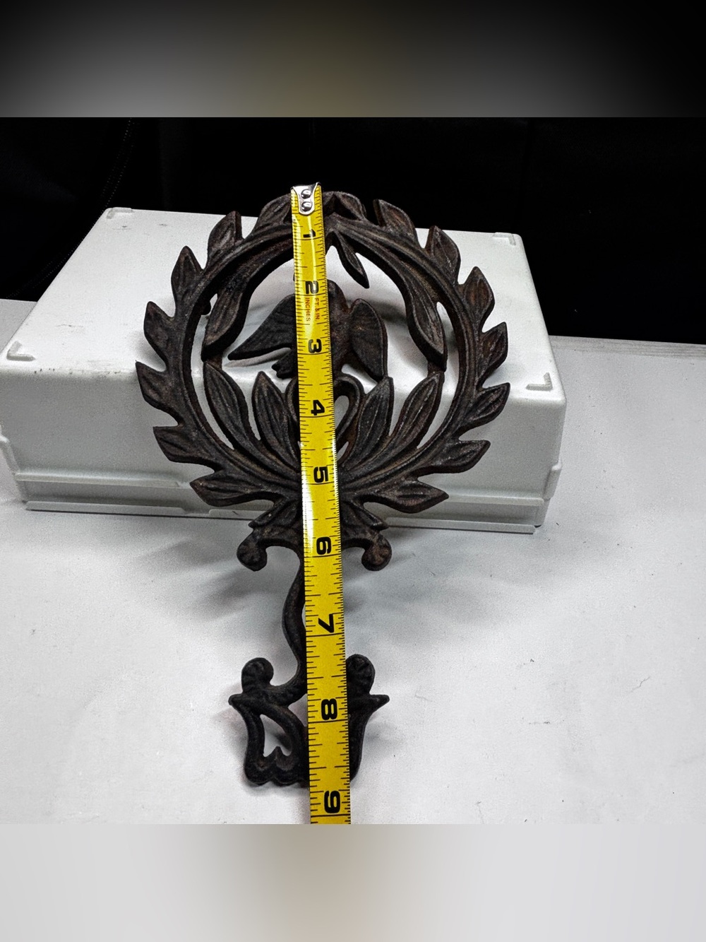 Vintage 1949 J.Z.H. Cast Iron Trivet Eagle & Heart Wreath Americana heart - Picture 9 of 10